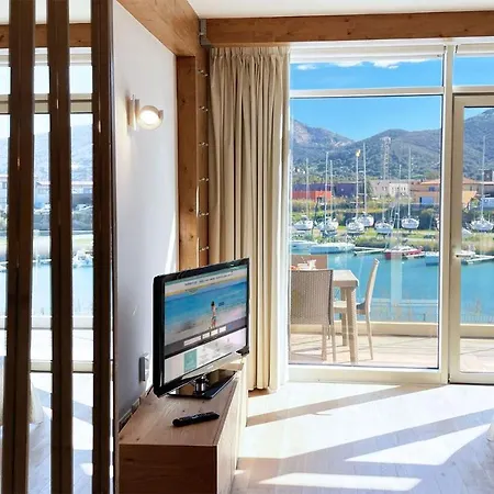 Fronte Mare - Argonautivacanze * Портоферрайо