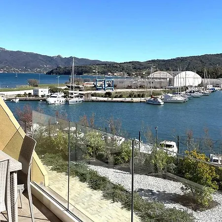 Fronte Mare - Argonautivacanze Apartment *